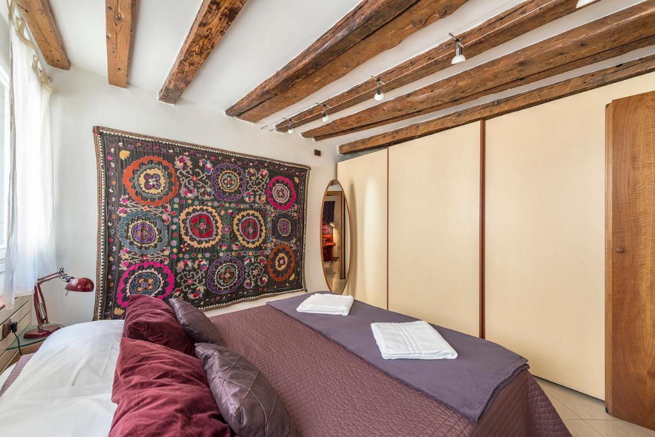 Piccolo - Cozy Studio In The Heart Of Authentic Veneţia Exterior foto