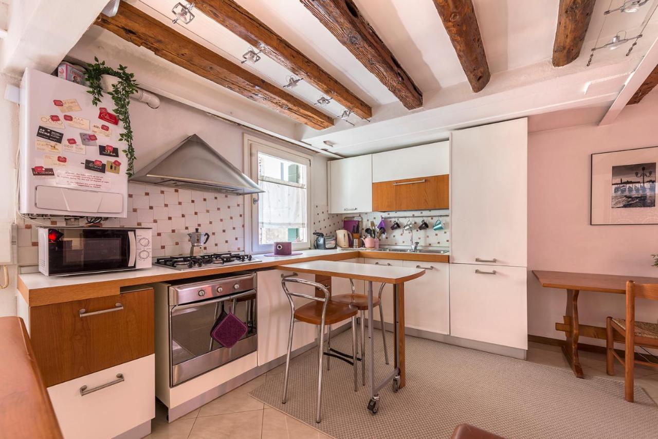 Piccolo - Cozy Studio In The Heart Of Authentic Veneţia Exterior foto