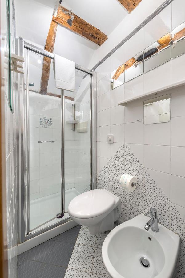 Piccolo - Cozy Studio In The Heart Of Authentic Veneţia Exterior foto